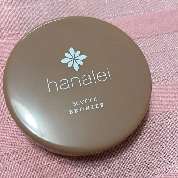 Hanalei Matte Bronzer - Picture 3 of 5